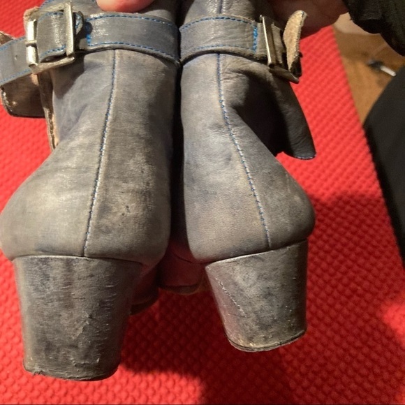 FREE PEOPLE Sz 40 Belleville Ankle Booties Side Buckle Made in Portugal - Picture 5 of 8
